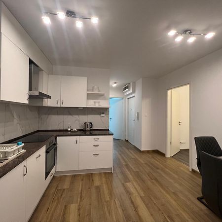 Modern Apartman 塞格德 外观 照片
