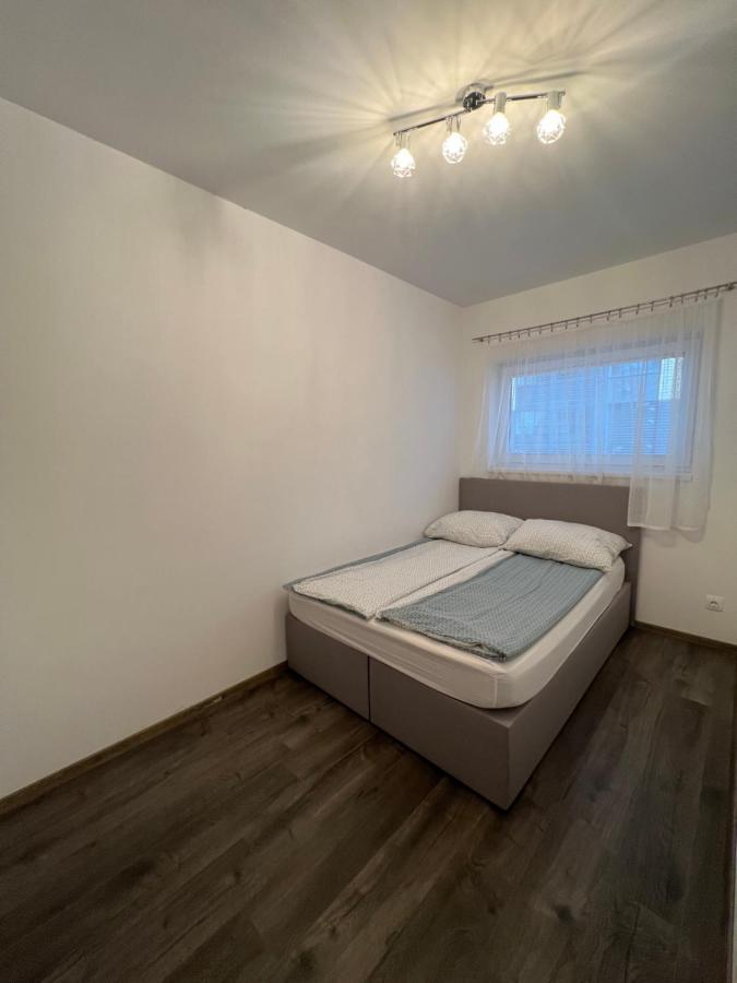 Modern Apartman 塞格德 外观 照片
