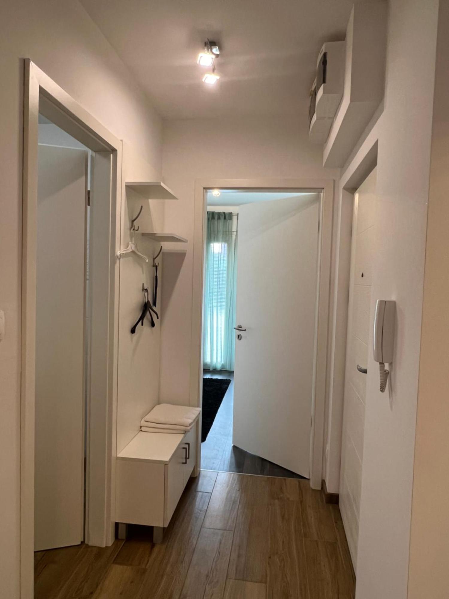 Modern Apartman 塞格德 外观 照片